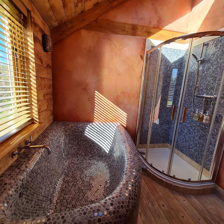 The Old Pottery, Unique Views & Spa-Like Bathroom 에쉬버튼 외부 사진